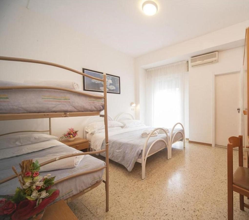 Hotel Gemini Rimini Exterior photo