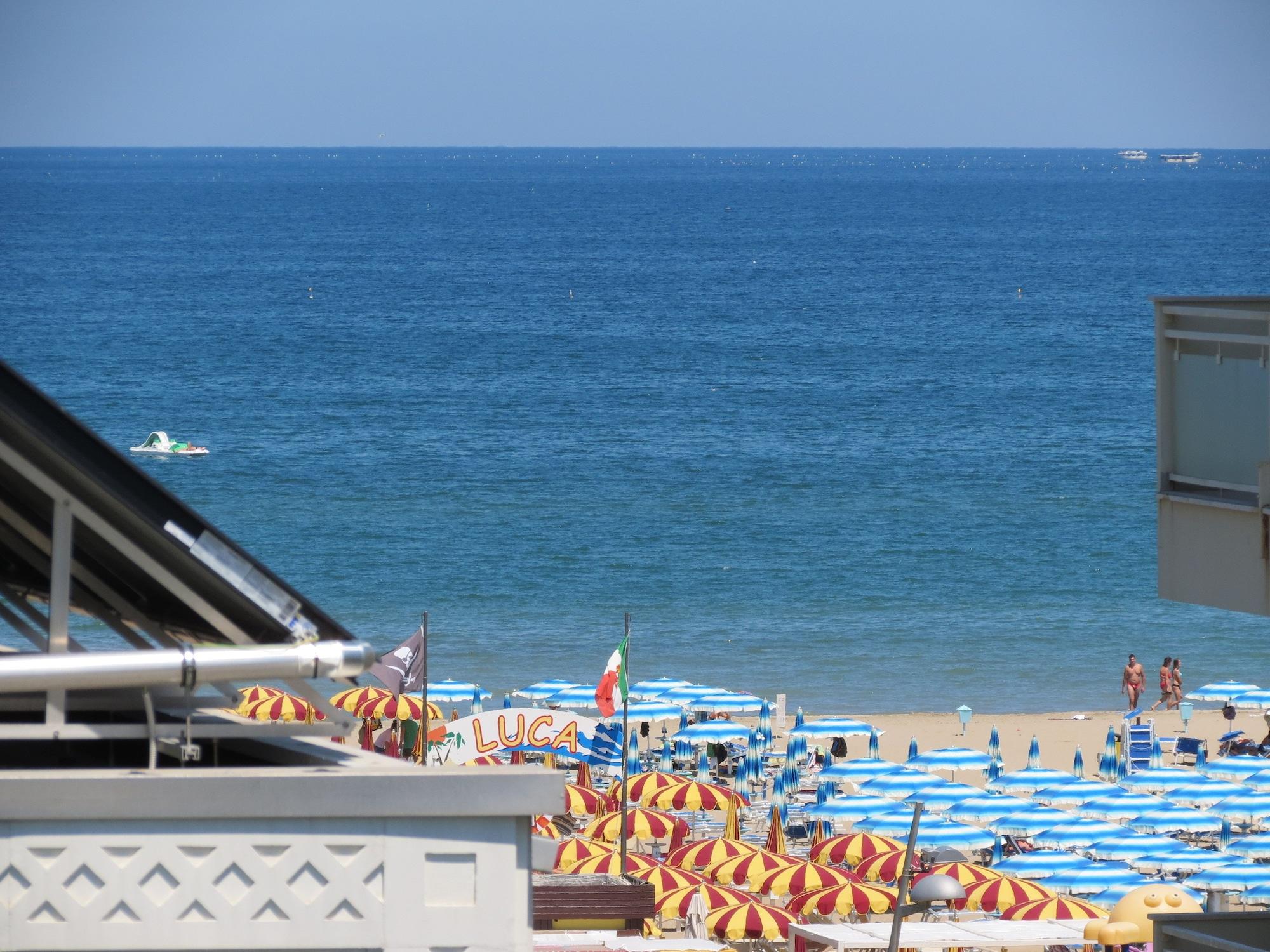 Hotel Gemini Rimini Exterior photo