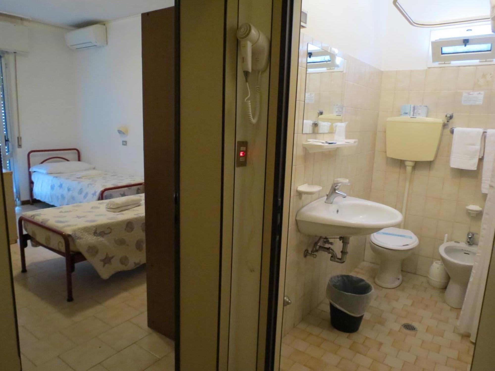 Hotel Gemini Rimini Room photo